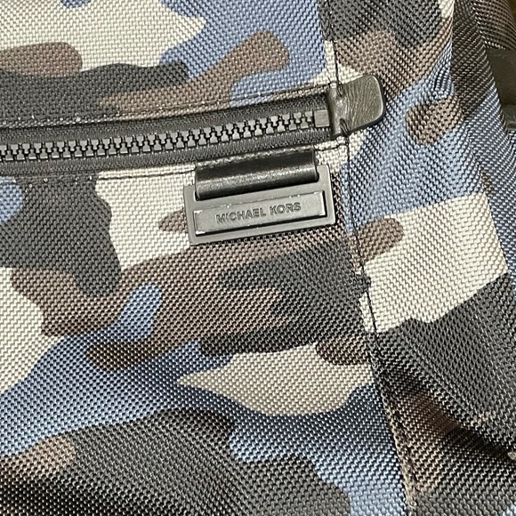Michael Kors Camo Backpack - Picture 3 of 4